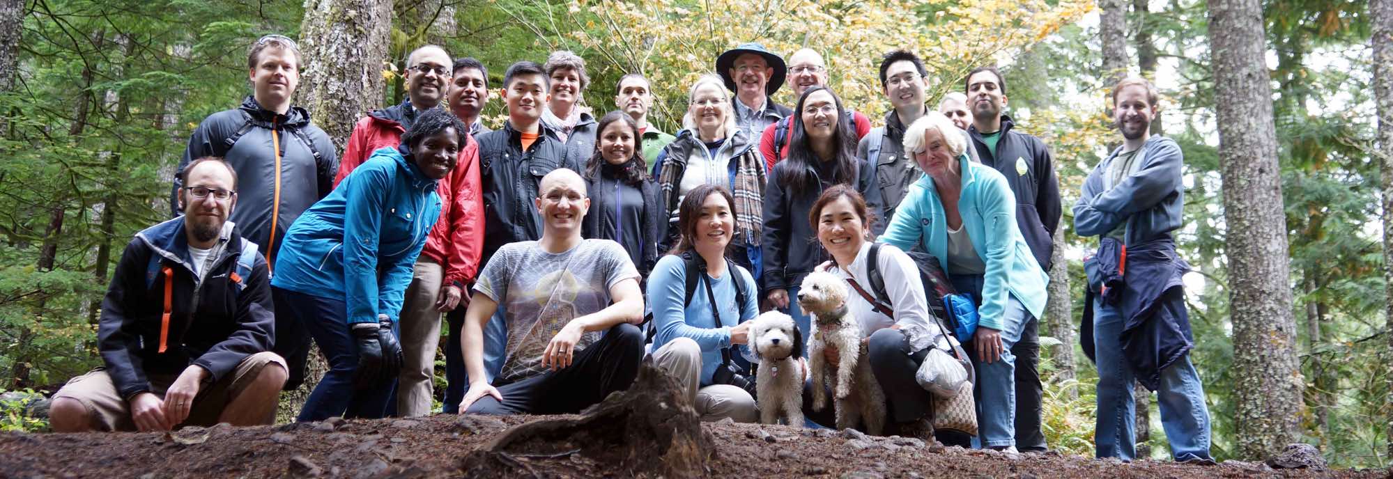 Montagna_People_on_Hike